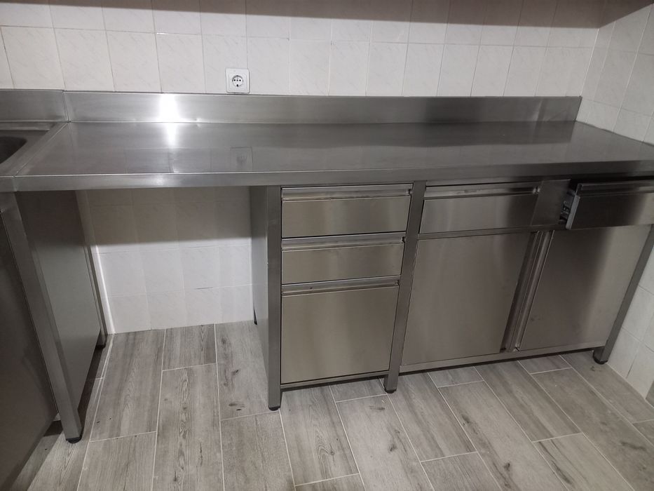Bancada inox cozinha por medida em inox