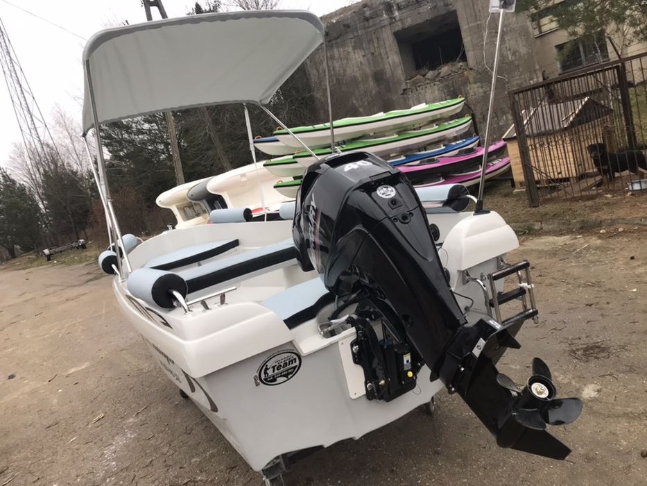 Łódź wędkarsko - rekreacyjna 450