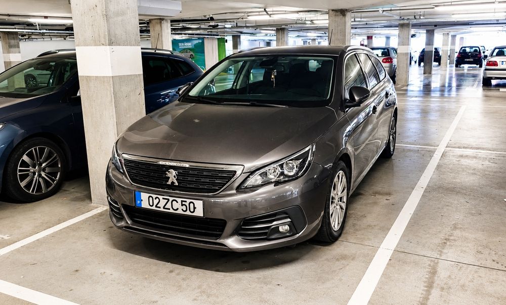 Leia o anúncio Transpasse Peugeot 308 1.5  Diesel Excelente Oportunidade
TTrVendo Peugeot 308 1.5 BlueHDi Diesel