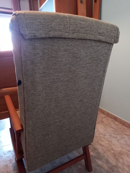 Cadeirão,  poltrona