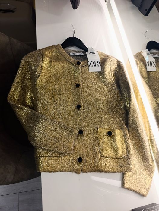 Śliczny sweter/kardigan z biżuteryjnymi guzikami Zara Zw Collection