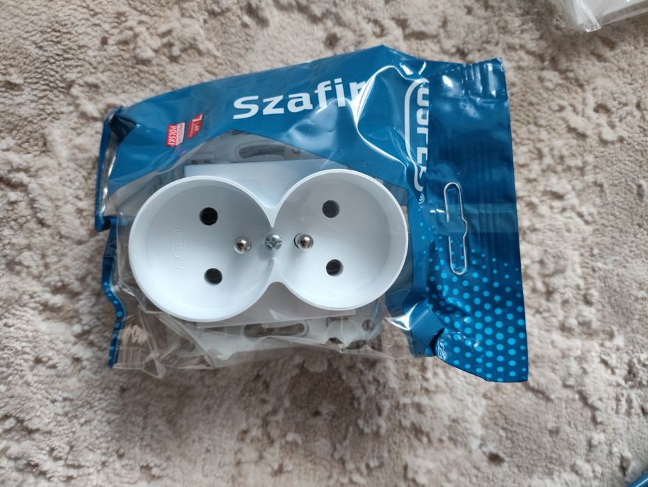 Gniazdka, włączniki Ospel Szafir