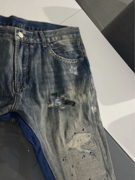 Calças flare artísticas