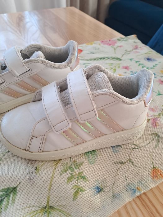Buty adidias rozmiar 26 wkładka 16cm