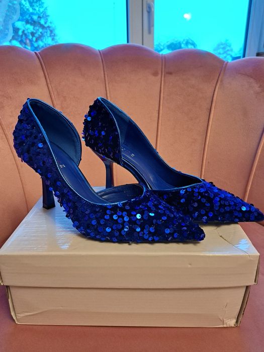 Cekinowe szpilki rozm. 37