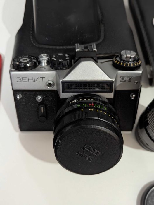 Aparat Zenit ET + Helios 44-2 +Jupiter 37AM 135mm +telekonwerter TK-2M