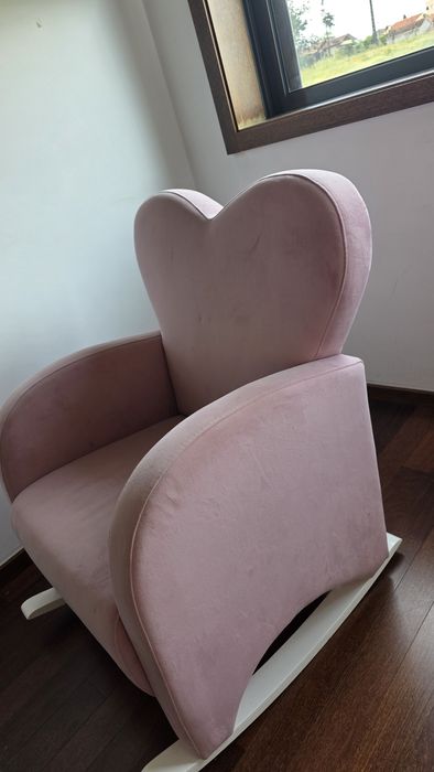 Cadeirão Rosa Coração