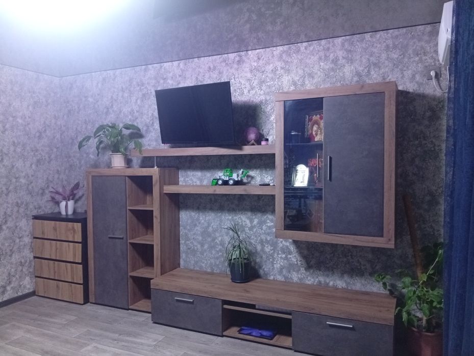 Продам 2х кімнатну квартиру з ремонтом!