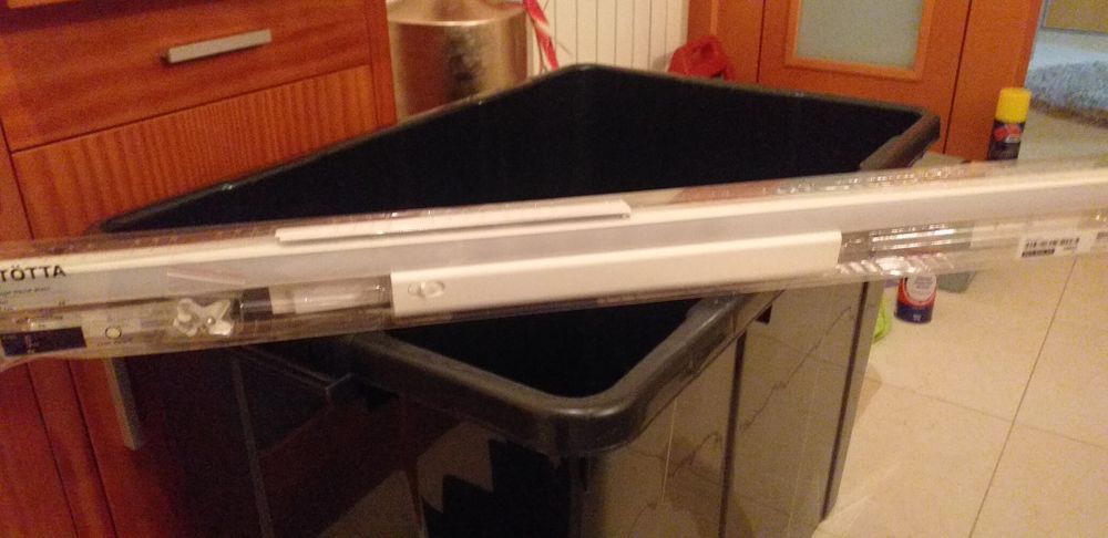 Iluminação  led ikea  para interior de armários