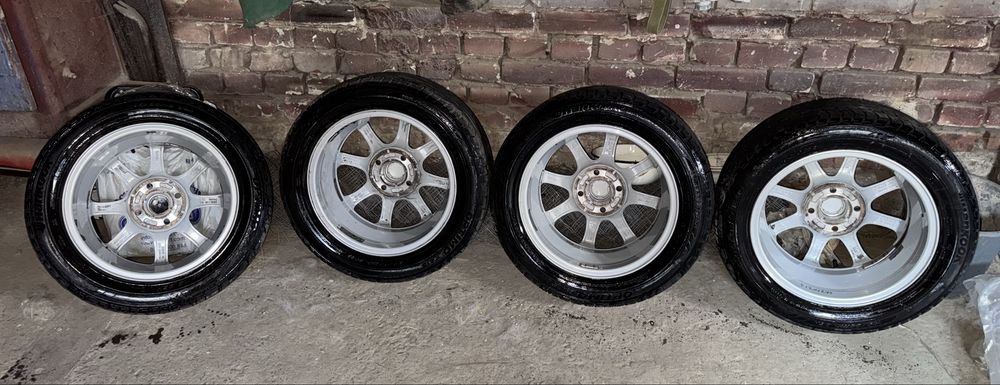 Продам диски с резиной  Ford R15