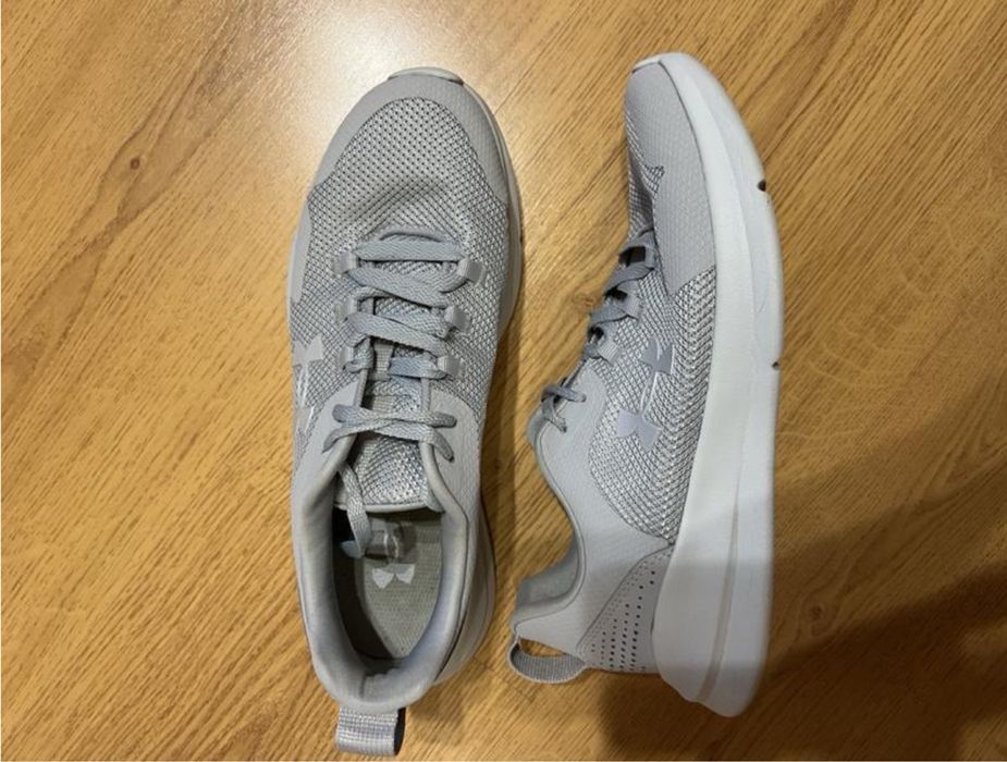 Кросівки жіноч Under Armour