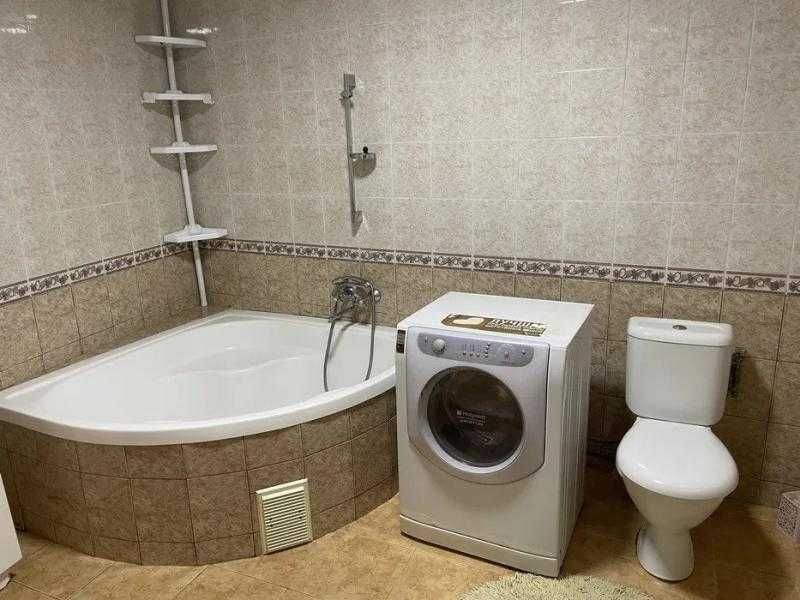 Продам 4-кімнатну квартиру 100м2 з окремими входами! Приморський район