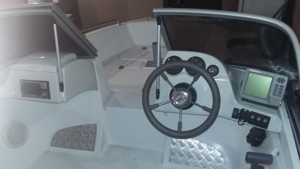 лодка  алюминиевая ums-470