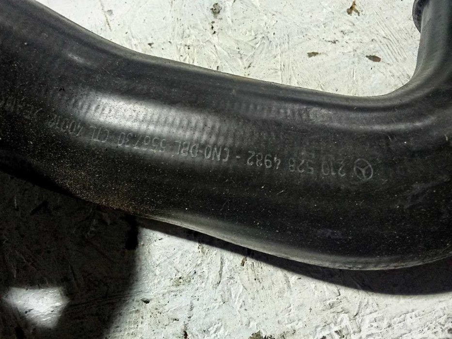 Патрубок інтеркулера Мерседес Е-клас W210