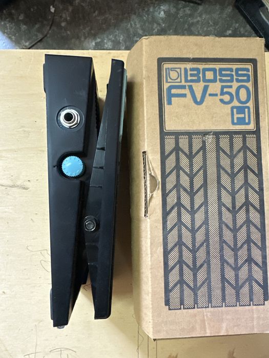 pedal controlador de volume Boss FV-50H