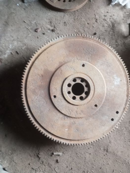 Маховик з вінцем: т-40