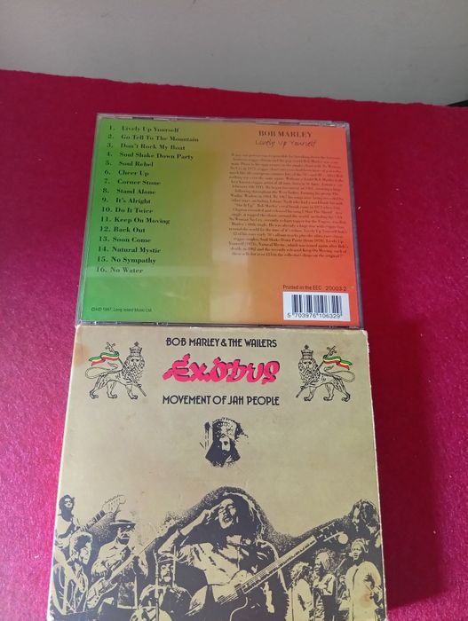 Conjunto de CDs bob Marley