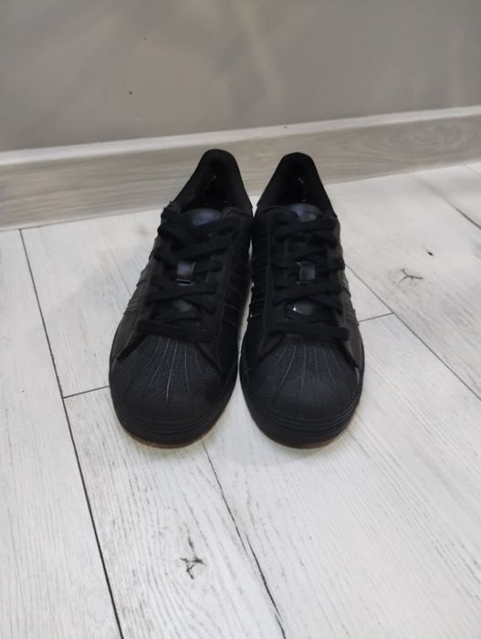 Adidas super star