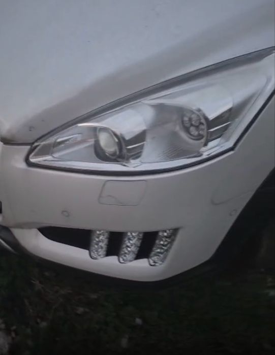 Peugeot 508 rxh гібрид капот бампер крила.