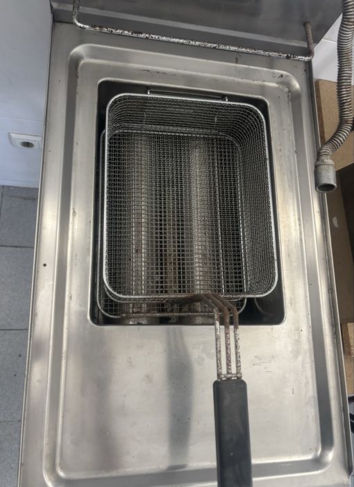 Vendo Fritadeira Industrial de Bancada a Gás