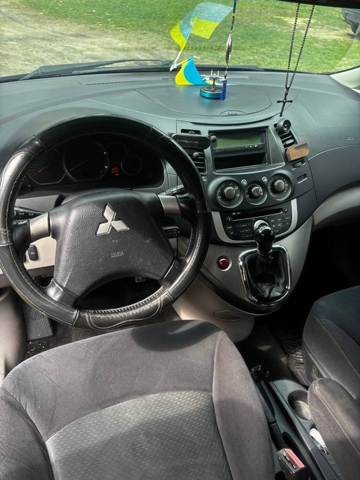 Продається mitsubishi grandis