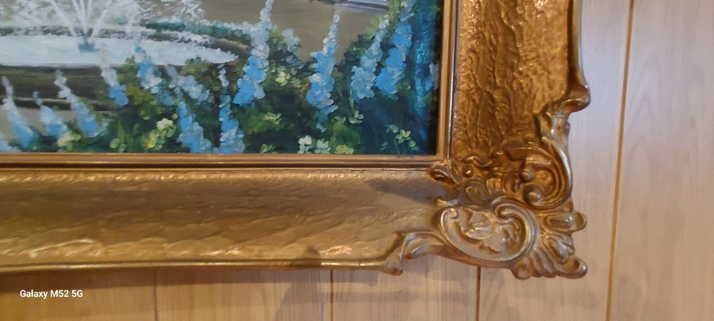 Obraz na płótnie w złotej ramie