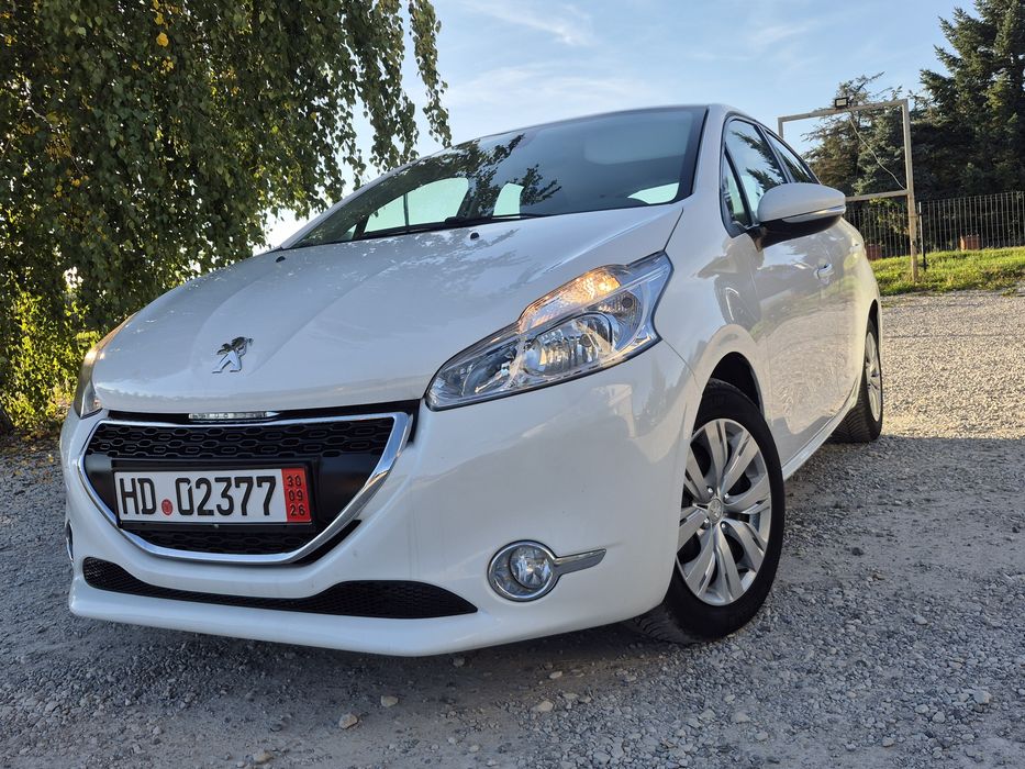 Peugeot 208