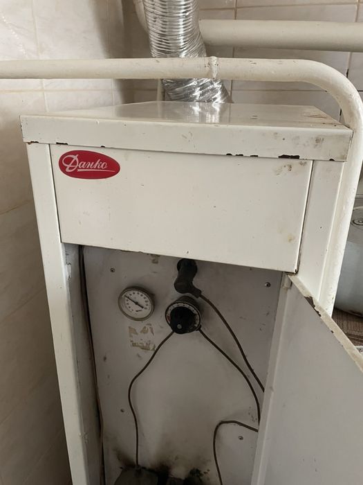 Продається будинок в с. Розношинці (біля м. Збараж) продаж земельна