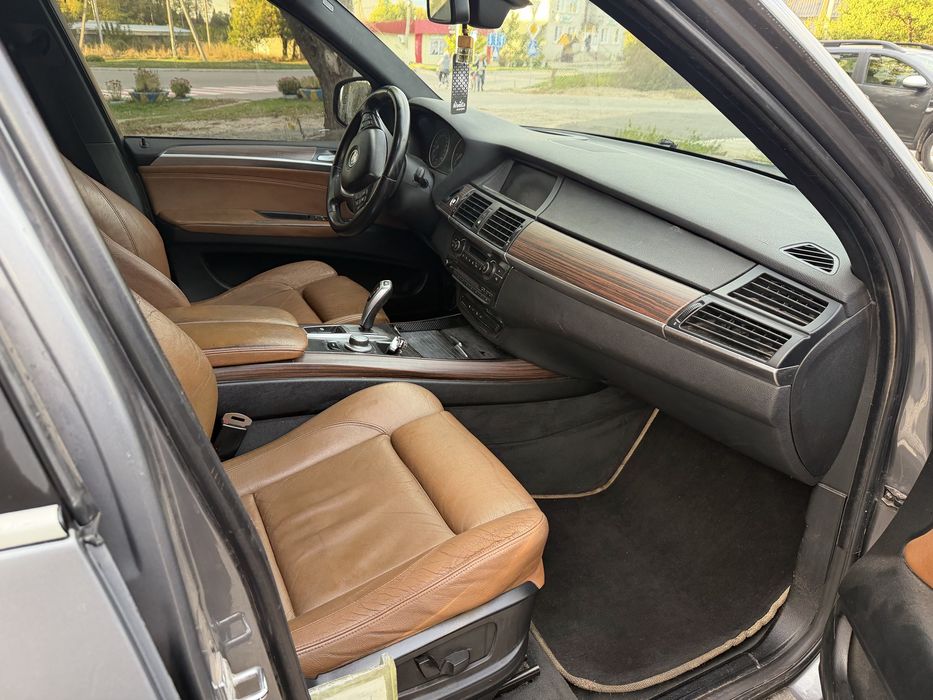 Bmw X5 E70 4.8 газ/бензин