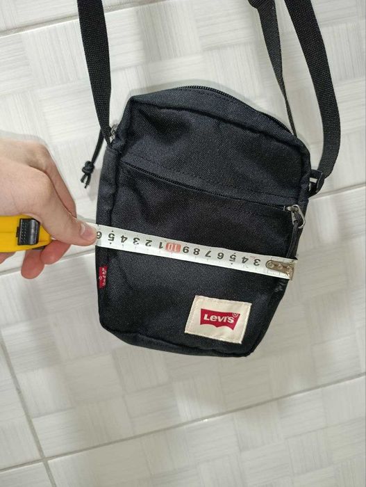 Мессенджер Levi's Mini Crossbody Solid.
