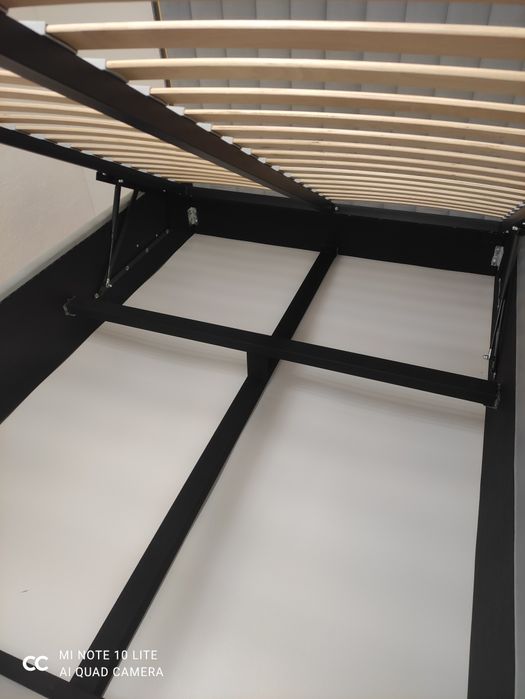 Nowe łóżko tapicerowane 140x200