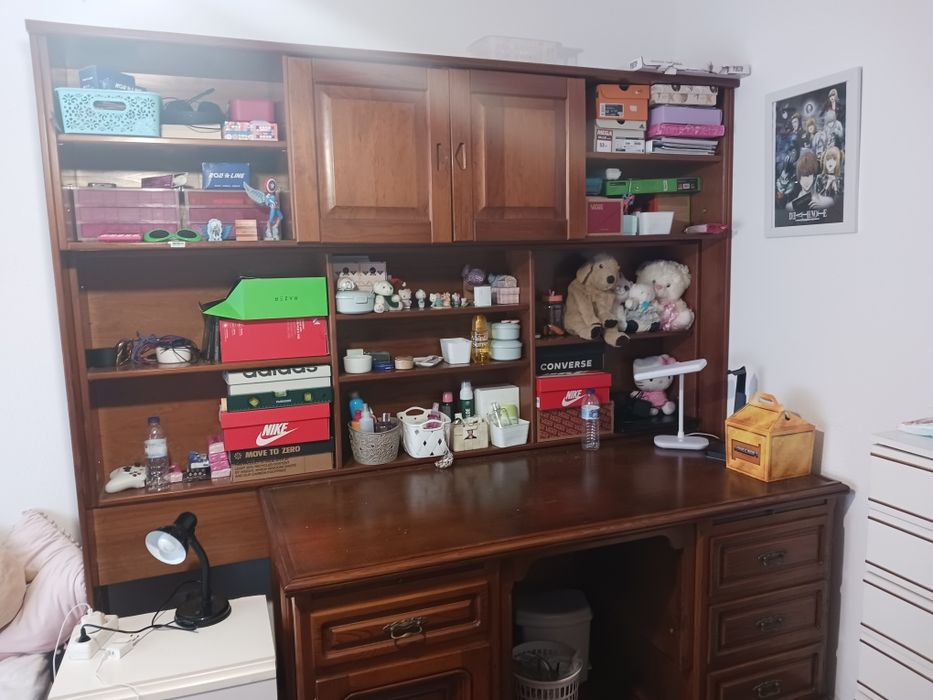 Vendo Secretaria de Executivo em Madeira Maciça