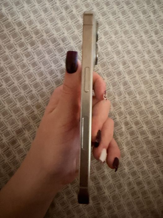 Iphone 15 pro 128 e-sim