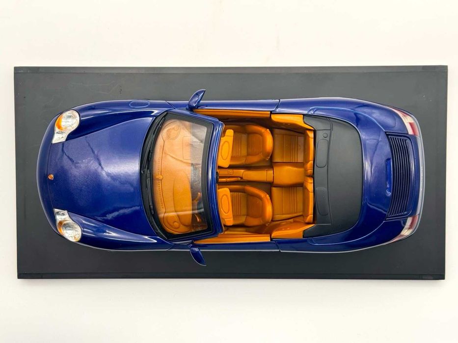 1:18 Porsche 911 (996) Carrera Cabriolet Iris blue WAP DEALER [Gate Gateway]