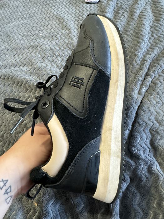 Кросовки Tommy Hilfiger жіночі кросівки