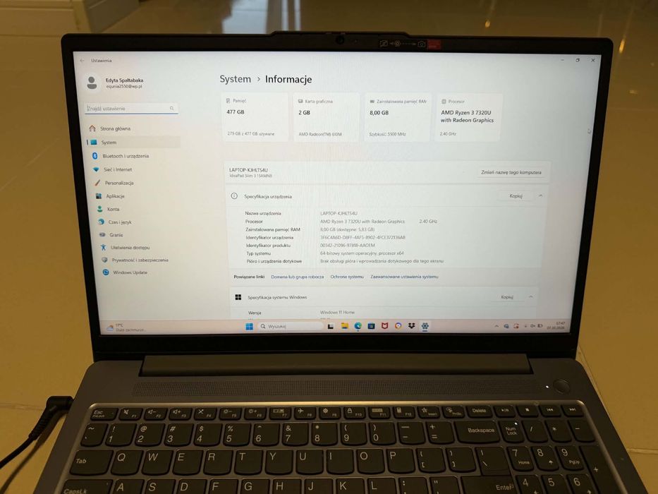 Laptop roczny lenovo 3 razy wlaczany nie uzywany praktycznie
