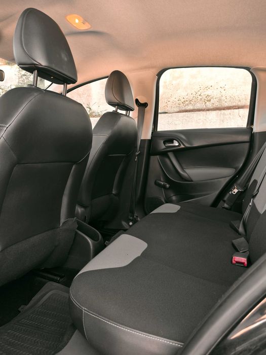 **Citroën C3 1.2 VTi 82cv | 90.000 km | Distribuição feita | Revisão 2026**