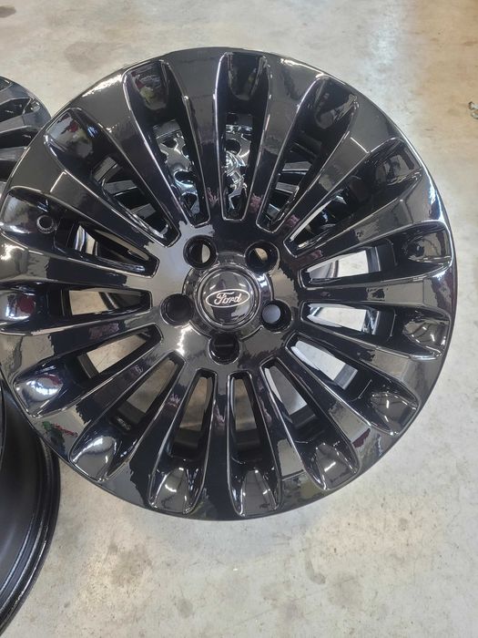 Felgi aluminiowe r 17 Ford komplet 5 x 108
