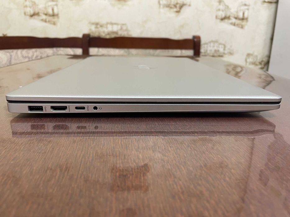 Ноутбук 17" FHD IPS HP 17-cn4033cl (Core 5 120U/8Gb/SSD 256Gb/Iris Xe)