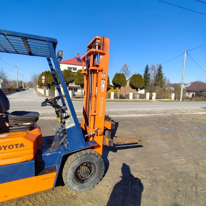 Wózek Toyota 2.5T LPG