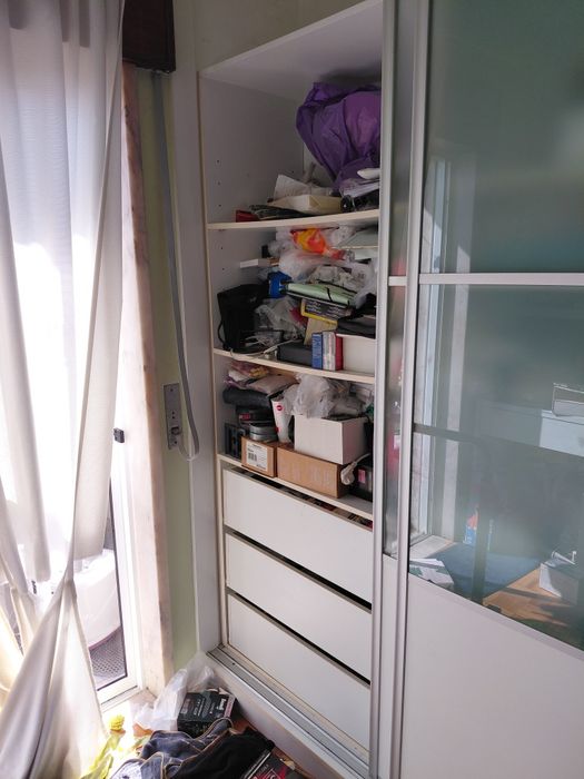 Roupeiro grande de 4 portas de correr