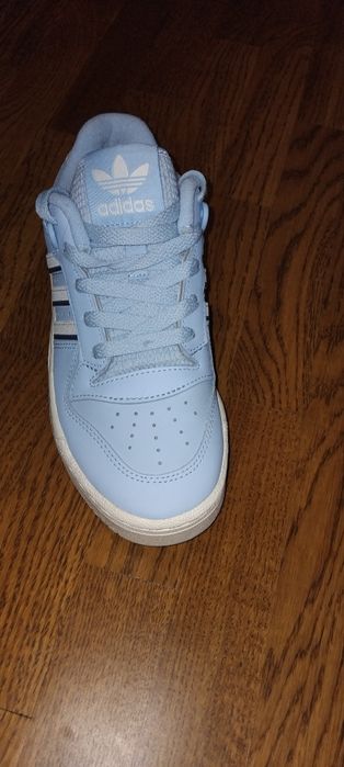 Кросівки adidas оригінал