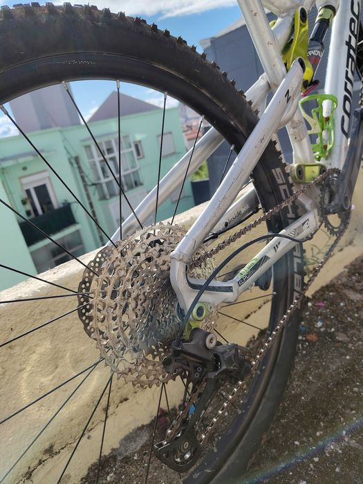 Bicicleta BTT Full Suspension Corratec Inside Link — Transmissão Shimano Deore — Bom Estado