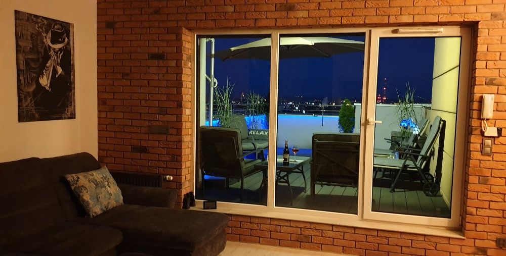 Noclegi Kraków Luksusowy Klimatyzowany Apartament z tarasem i parking.