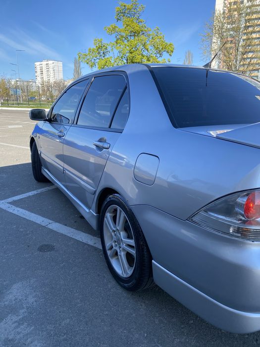 Mitsubishi lanser 9 sport