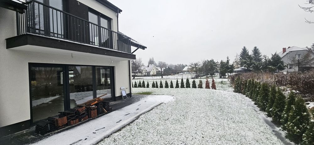 Wynajem dom w Zesławicach