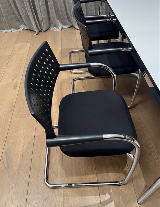 Stol USM Haller 200x100 + 8 foteli  Vitra