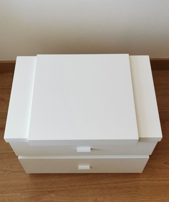 Mesa de cabeceira