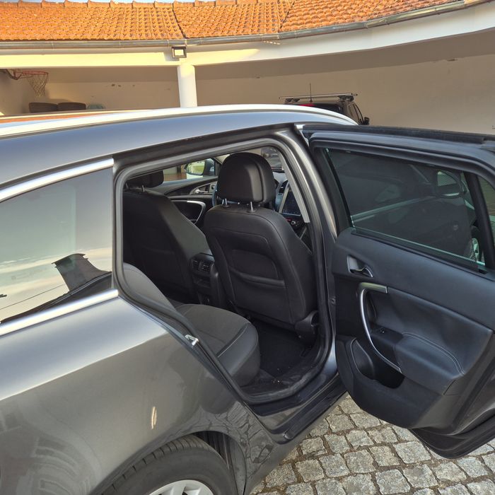 Opel Insignia Sports Tourer — fotografia 6