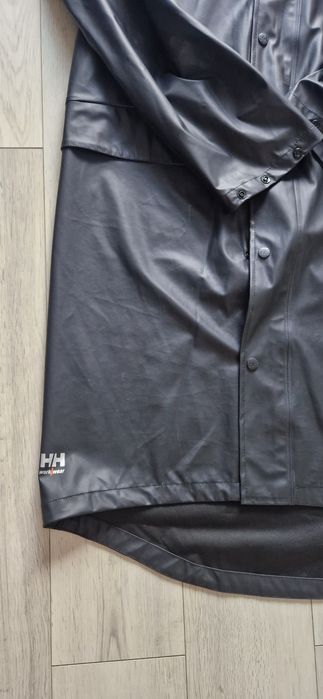 Helly Hansen L.    .